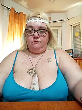 diosacurvy1984 online show from 04/05/26, 10:12