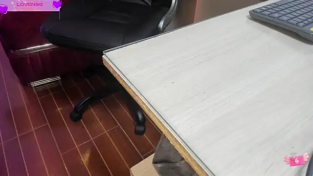 VioletParkker online show from 02/06/25, 11:32