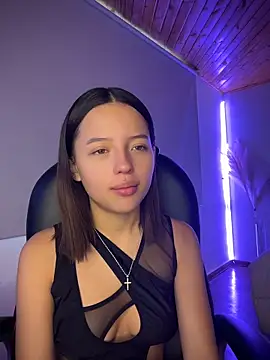 Sofia18 pinkk online show from 04/16/26, 09:26