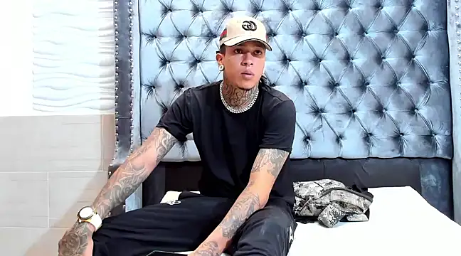 Kenaii 7777 online show from 01/18/25, 09:45