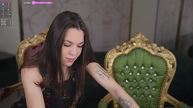 Snapshot of Roxi_Twix chatting on 03/09/25, 11:36 Roxi Twix online show from 03/09/25, 11:36