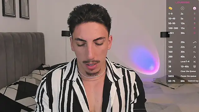 Snapshot of dylanspencer28 chatting on 02/02/25, 08:19 dylanspencer28 online show from 02/02/25, 08:19