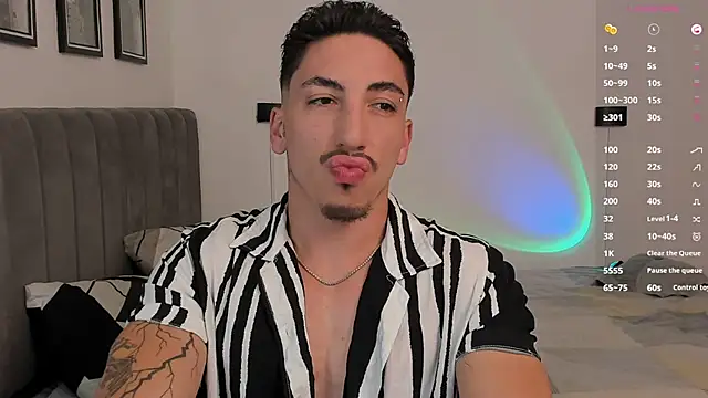 Snapshot of dylanspencer28 chatting on 02/06/25, 07:07 dylanspencer28 online show from 02/06/25, 07:07