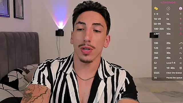 Snapshot of dylanspencer28 chatting on 02/22/25, 11:13 dylanspencer28 online show from 02/22/25, 11:13