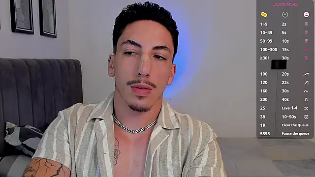 Snapshot of dylanspencer28 chatting on 03/02/25, 10:16 dylanspencer28 online show from 03/02/25, 10:16