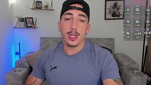 Snapshot of dylanspencer28 chatting on 10/26/25, 12:05 dylanspencer28 online show from 10/26/25, 12:05