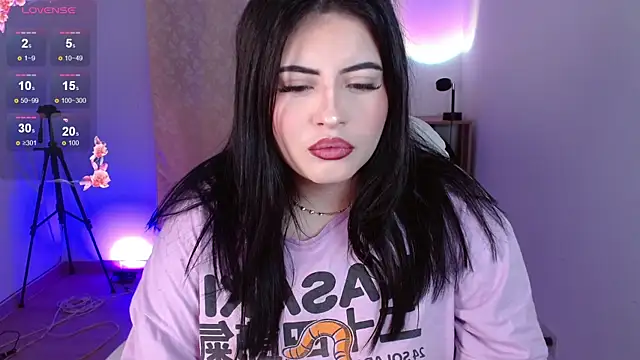 Snapshot of isabella1616 chatting on 06/07/26, 03:54 isabella1616 online show from 06/07/26, 03:54