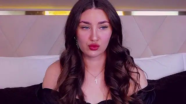 KiraBarlows online show from 02/25/25, 07:25