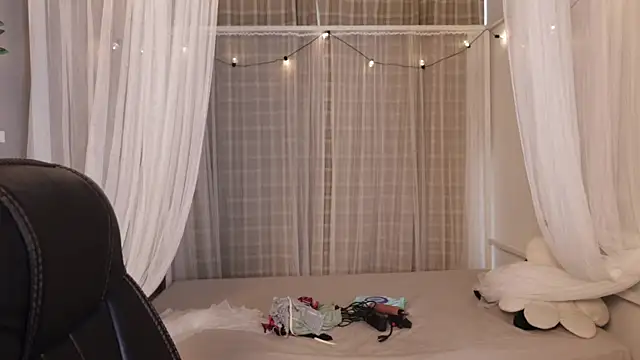 camilapersy online show from 06/01/26, 09:27