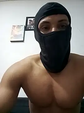 Snapshot of owen2992 chatting on 02/13/25, 03:07 owen2992 online show from 02/13/25, 03:07