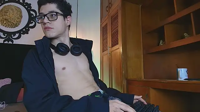 wolfandsky online show from 03/28/26, 11:32