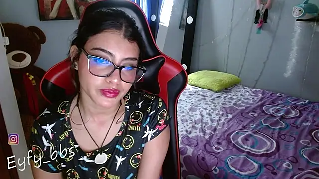 Snapshot of Eyfy_bbs chatting on 02/11/25, 08:52 Eyfy bbs online show from 02/11/25, 08:52