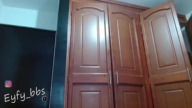 Snapshot of Eyfy_bbs chatting on 12/13/25, 10:04 Eyfy bbs online show from 12/13/25, 10:04