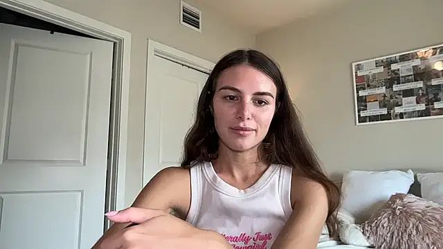 graciesmith27 online show from 06/24/26, 07:02