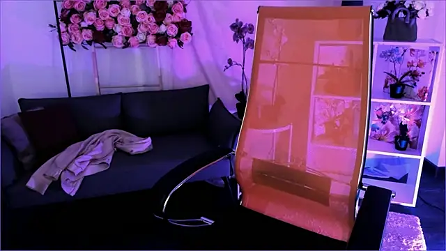 Snapshot of DiaAngell chatting on 02/10/26, 07:40 DiaAngell online show from 02/10/26, 07:40