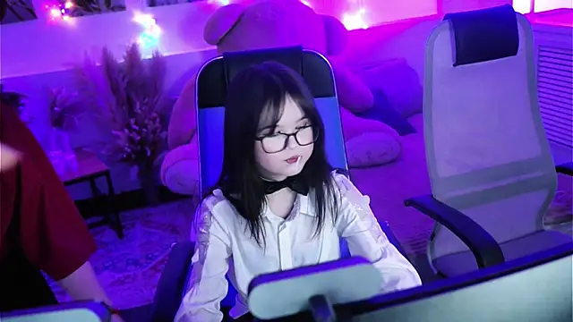 Snapshot of DiaAngell chatting on 03/01/26, 08:22 DiaAngell online show from 03/01/26, 08:22