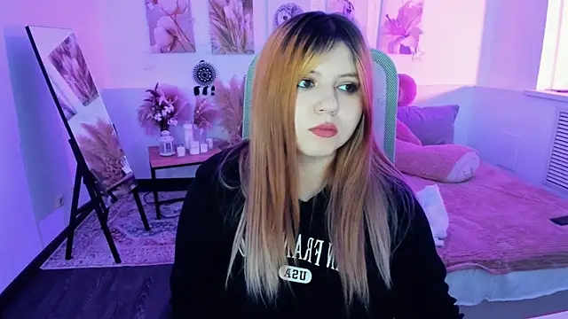 Snapshot of DiaAngell chatting on 04/29/26, 05:17 DiaAngell online show from 04/29/26, 05:17