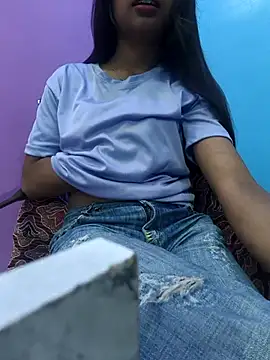 Snapshot of Leoni_G chatting on 03/06/25, 05:46 Leoni G online show from 03/06/25, 05:46