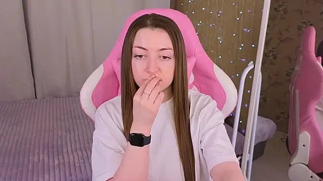 Ann moon   online show from 01/23/25, 03:01