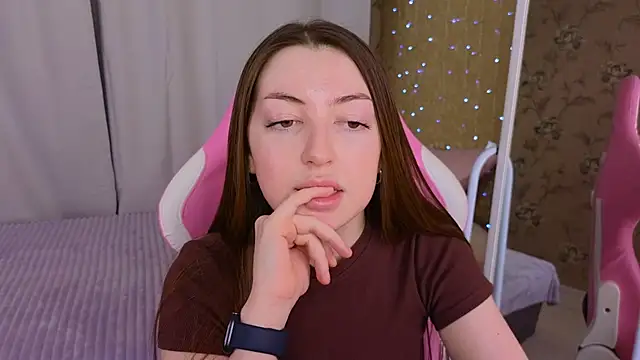 Ann moon   online show from 02/02/25, 03:17