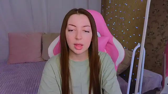 Ann moon   online show from 02/23/25, 06:23