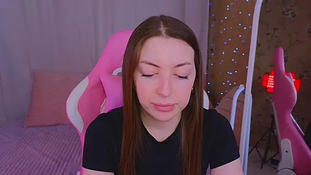 Ann moon   online show from 03/10/25, 12:26