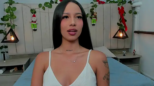 Paulina Lopezz online show from 12/15/25, 09:52