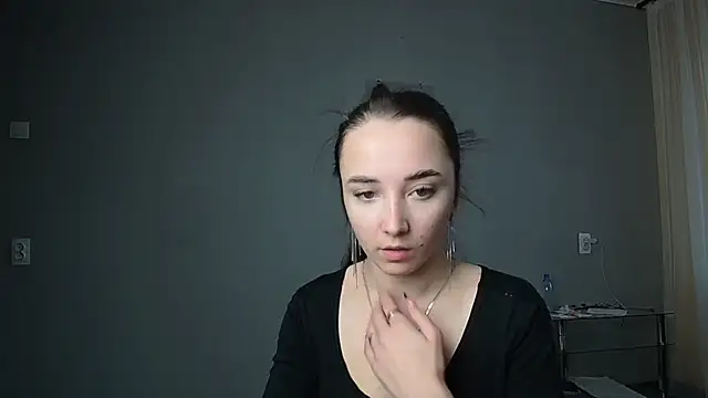 Snapshot of Eva_Gloryy chatting on 03/20/25, 03:36 Eva Gloryy online show from 03/20/25, 03:36