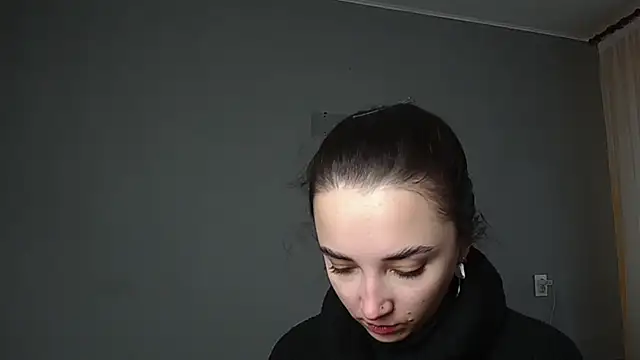 Eva Gloryy online show from 04/11/26, 08:40