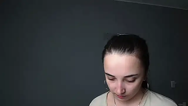 Eva Gloryy online show from 05/20/26, 05:08