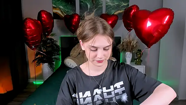 Snapshot of JinxTonks chatting on 02/13/25, 08:24 JinxTonks online show from 02/13/25, 08:24