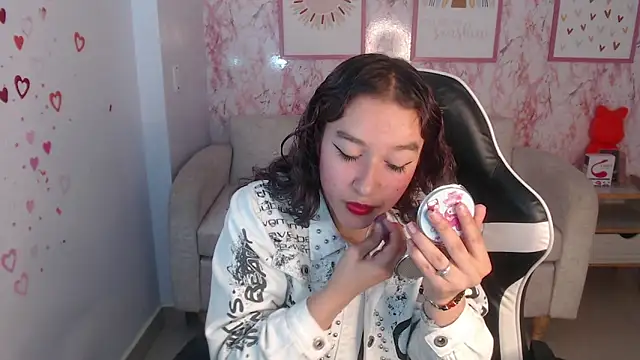 kassandra ch  online show from 03/14/25, 04:19