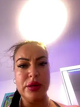 HotLivv69 online show from 09/28/25, 08:47