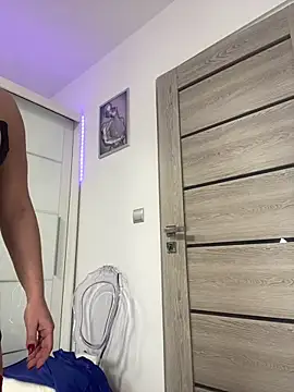 HotLivv69 online show from 11/06/25, 11:37