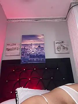 Lili  taylor online show from 03/11/25, 11:55