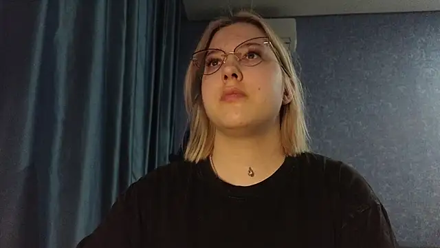 HotBrandyX online show from 04/06/26, 01:01