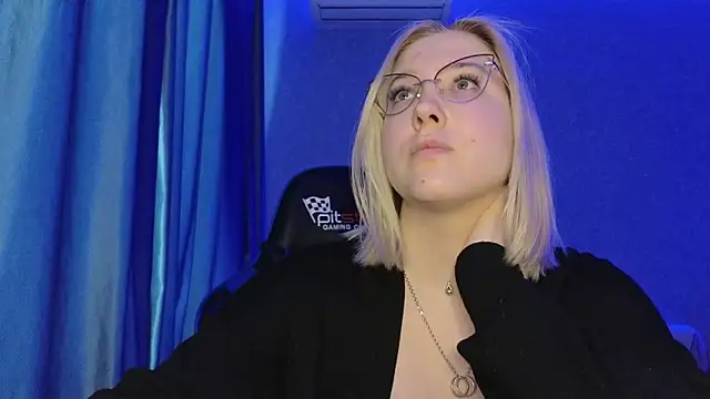 HotBrandyX online show from 05/21/26, 10:00