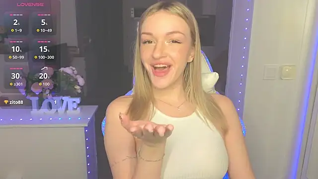 MargaretSweet1 online show from 11/02/25, 01:08