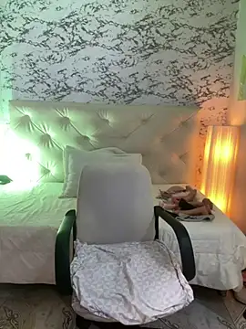 Snapshot of viktoria_davis_ chatting on 02/01/25, 01:12 viktoria davis online show from 02/01/25, 01:12