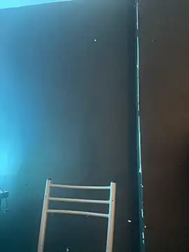 Snapshot of viktoria_davis_ chatting on 03/09/25, 01:56 viktoria davis online show from 03/09/25, 01:56