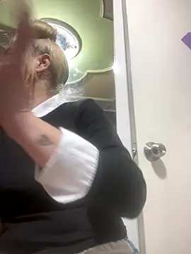 viktoria davis  online show from 01/08/26, 10:34