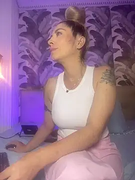 viktoria davis  online show from 04/04/26, 10:51