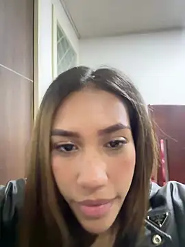 Snapshot of zoe_storm chatting on 02/14/25, 03:22 zoe storm online show from 02/14/25, 03:22