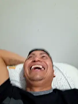 Snapshot of jhakih chatting on 12/05/25, 01:47 jhakih online show from 12/05/25, 01:47