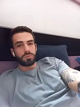 Snapshot of desirtexzle chatting on 01/23/25, 01:13 desirtexzle online show from 01/23/25, 01:13