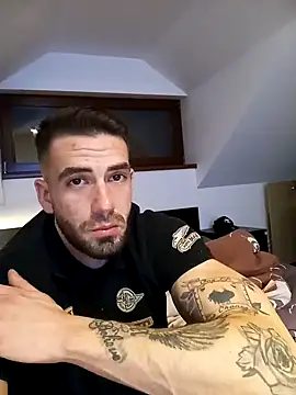 Snapshot of desirtexzle chatting on 01/24/25, 06:46 desirtexzle online show from 01/24/25, 06:46