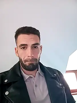 Snapshot of desirtexzle chatting on 01/26/25, 02:30 desirtexzle online show from 01/26/25, 02:30