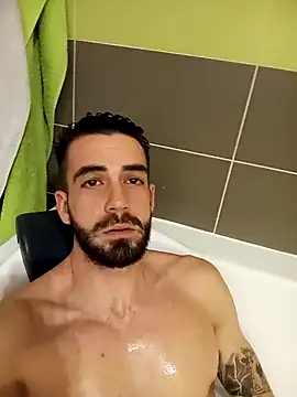 Snapshot of desirtexzle chatting on 02/04/25, 06:38 desirtexzle online show from 02/04/25, 06:38