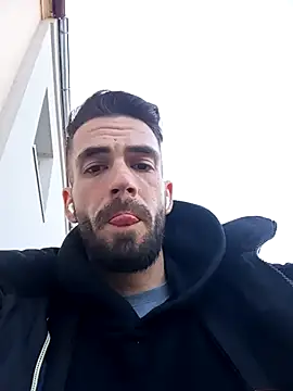 Snapshot of desirtexzle chatting on 03/04/25, 10:13 desirtexzle online show from 03/04/25, 10:13