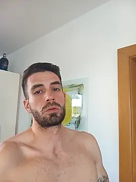 Snapshot of desirtexzle chatting on 03/16/25, 09:38 desirtexzle online show from 03/16/25, 09:38